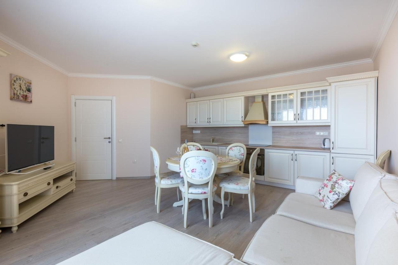 Villa Florence Boutique Apart Hotel Sveti Vlas Bagian luar foto