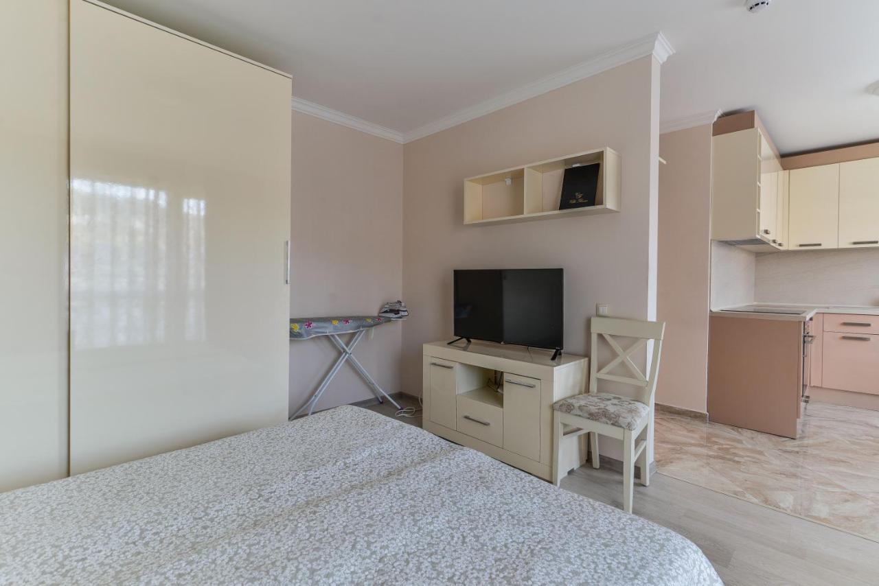 Villa Florence Boutique Apart Hotel Sveti Vlas Bagian luar foto