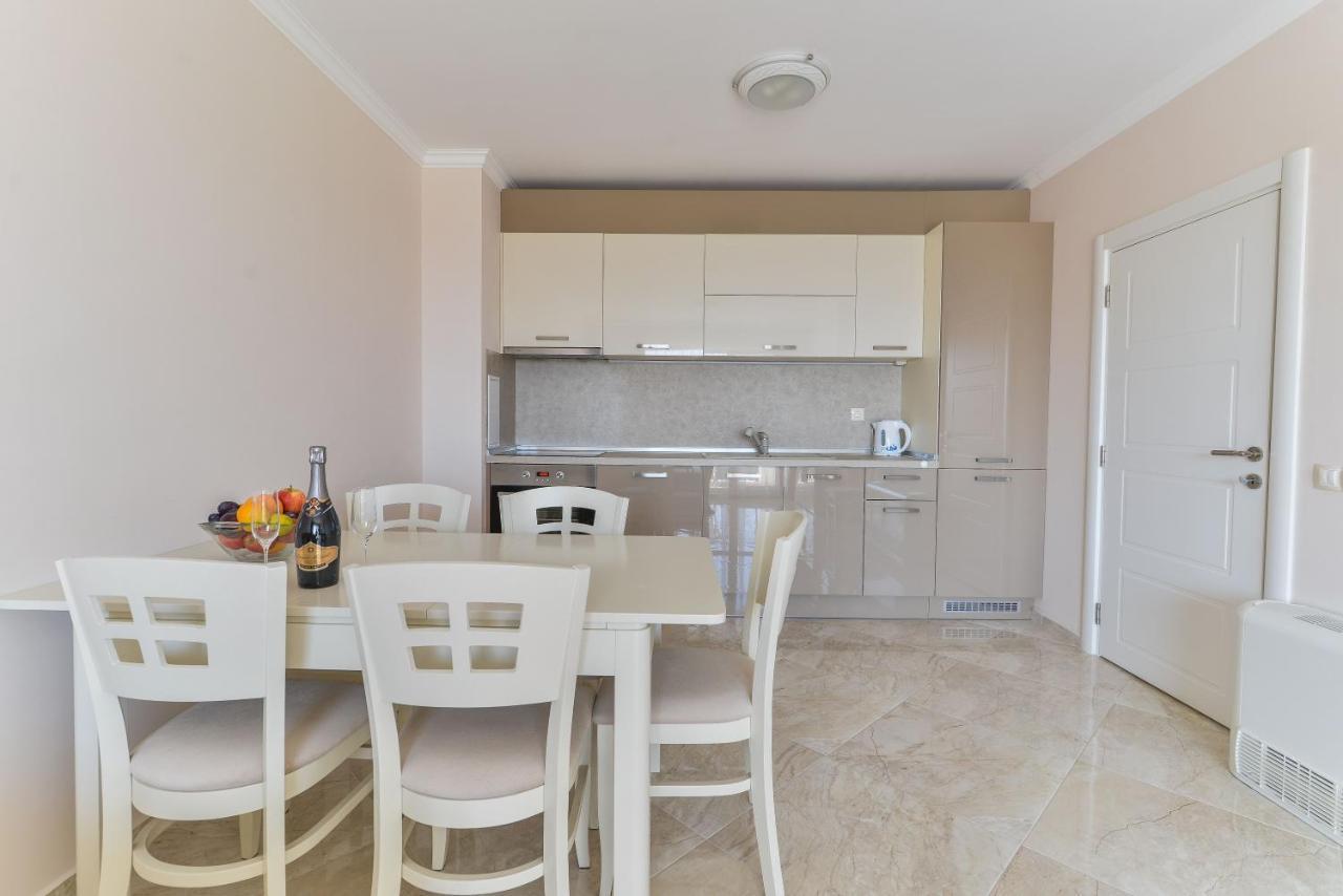 Villa Florence Boutique Apart Hotel Sveti Vlas Bagian luar foto