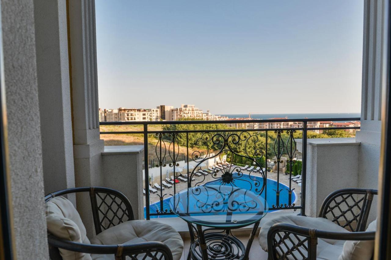 Villa Florence Boutique Apart Hotel Sveti Vlas Bagian luar foto