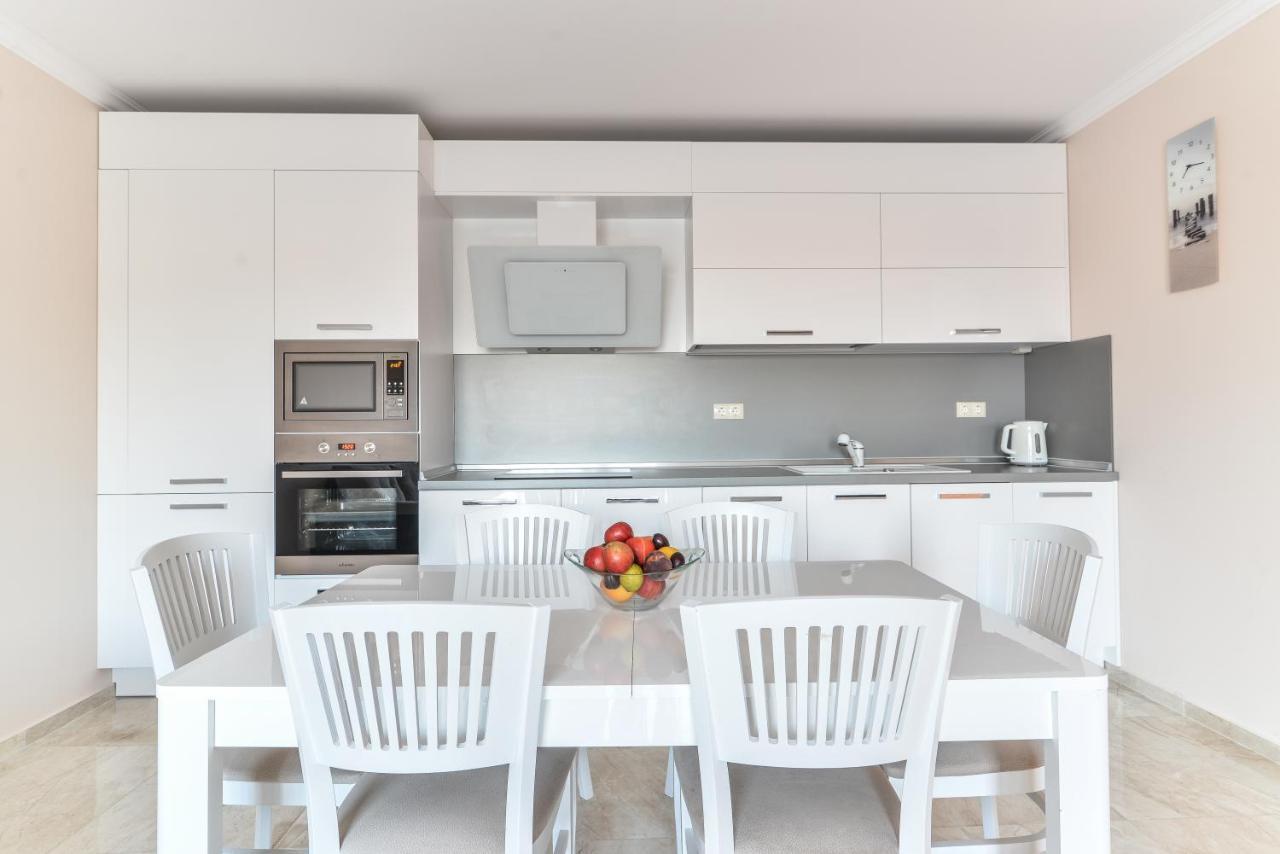 Villa Florence Boutique Apart Hotel Sveti Vlas Bagian luar foto